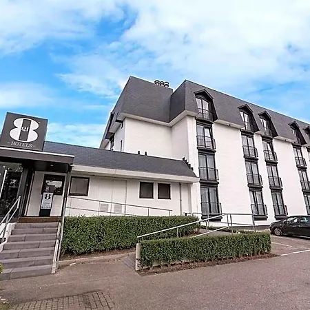 Otel Tulip 3*