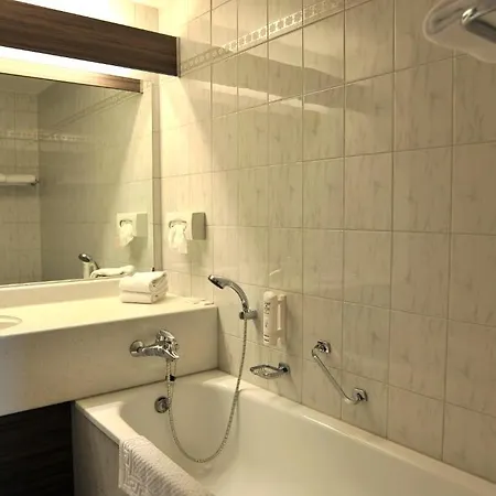 Hotel Tulip 3*
